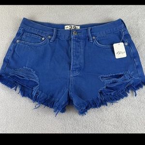 We The Free Juniors blue distressed short shorts size 29